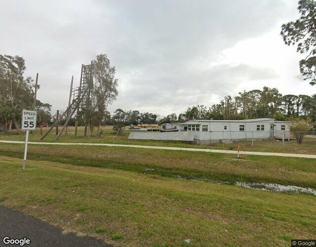 Ruskin Family Drive-In Theatre